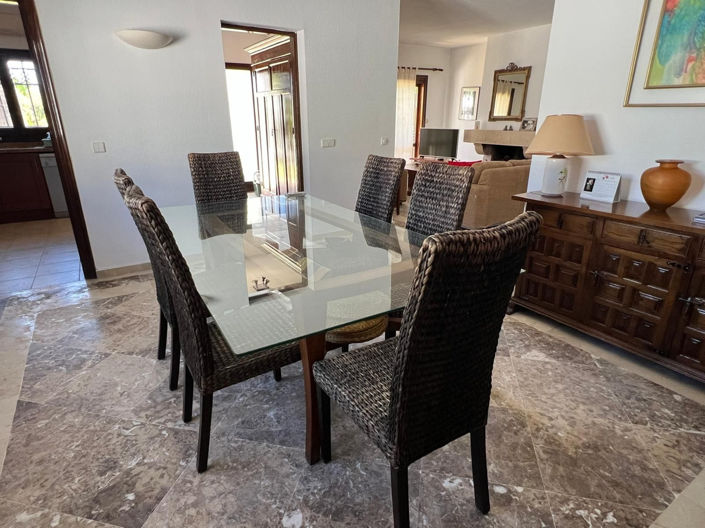 Image No.18-4 Bed Villa for sale