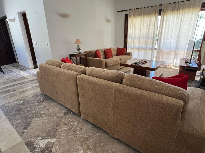 Image No.20-4 Bed Villa for sale