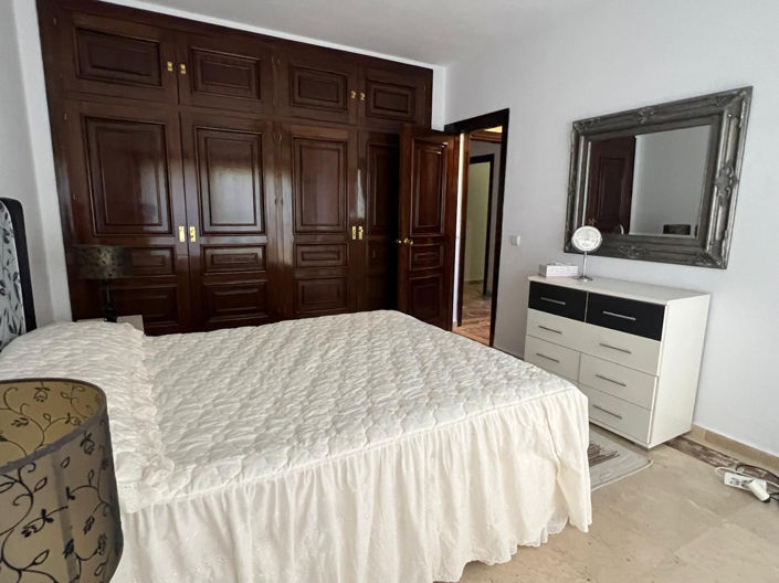 Image No.28-4 Bed Villa for sale