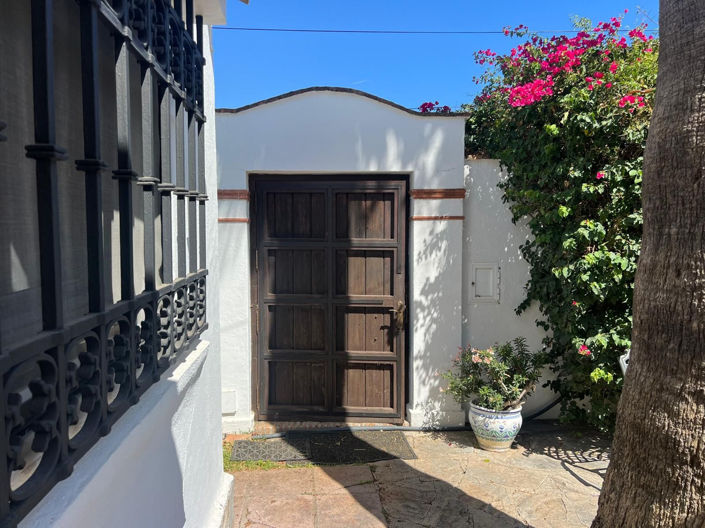 Image No.4-4 Bed Villa for sale