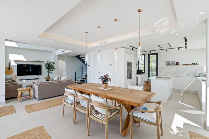 Image No.10-4 Bed Villa for sale