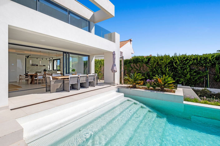 Image No.15-4 Bed Villa for sale