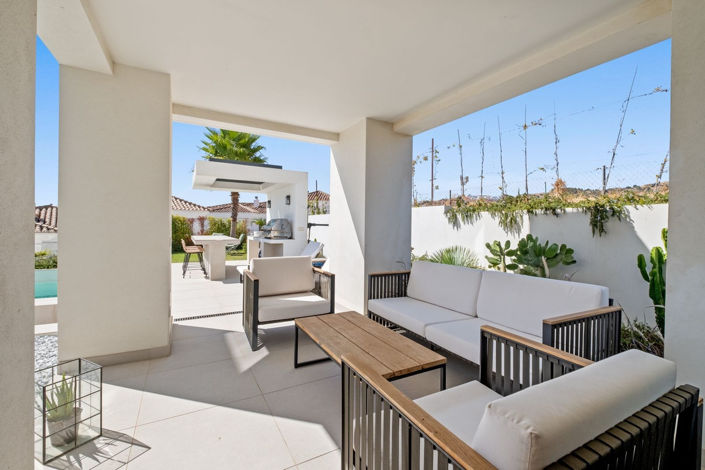 Image No.25-4 Bed Villa for sale