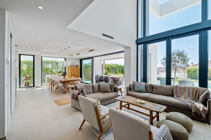 Image No.6-4 Bed Villa for sale