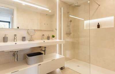 10-bb915d1cb19341576dcdc994b81ab9c5