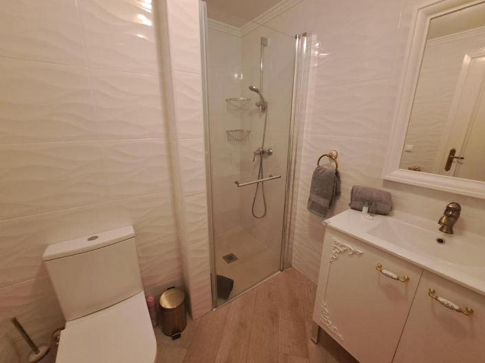 Image No.25-3 Bed Apartment for sale