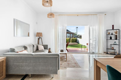 13-5fd73dea700db77384c091ca9818b1a9