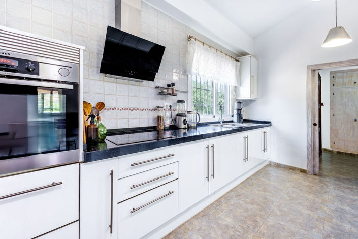 Image No.15-3 Bed Apartment for sale