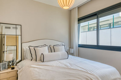 10-bb915d1cb19341576dcdc994b81ab9c5