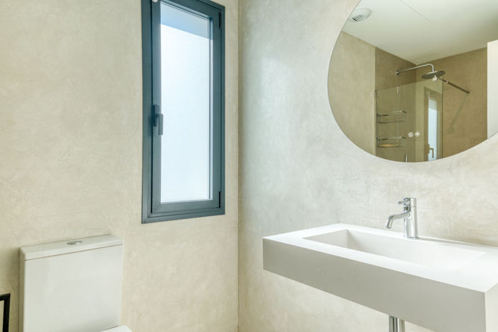 Image No.11-3 Bed Townhouse for sale