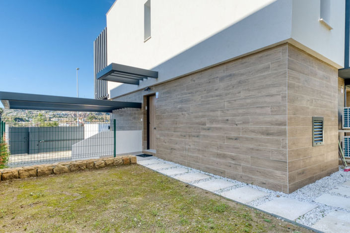 Image No.19-3 Bed Townhouse for sale