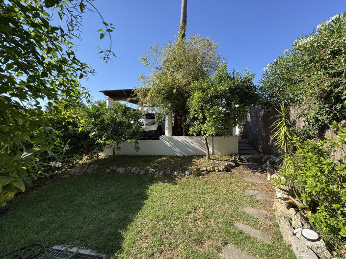 Image No.11-3 Bed Townhouse for sale