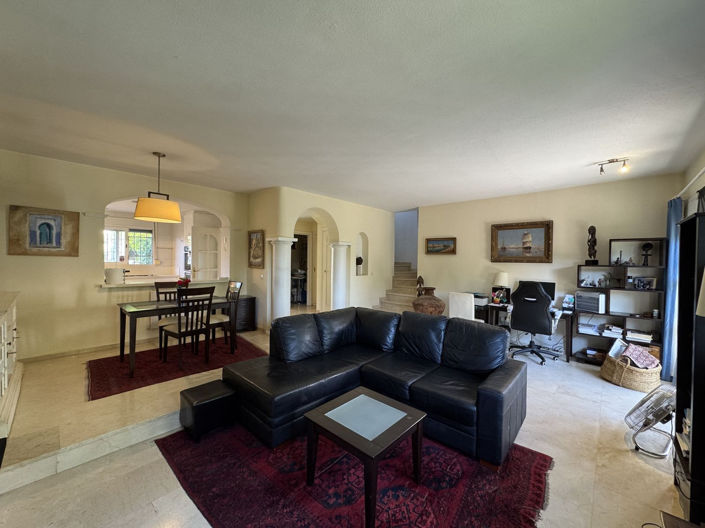 Image No.7-3 Bed Townhouse for sale