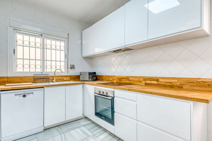 Image No.11-4 Bed Villa for sale