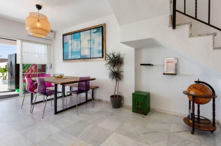 Image No.17-4 Bed Villa for sale