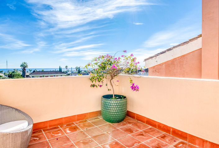 Image No.24-4 Bed Villa for sale