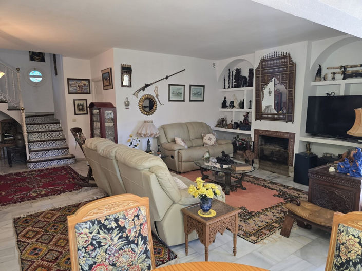 Image No.27-4 Bed Villa for sale