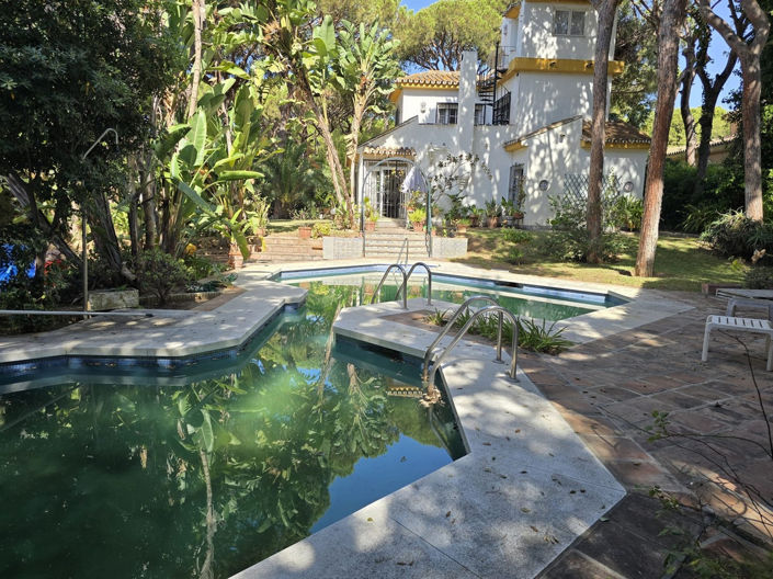 Image No.43-4 Bed Villa for sale