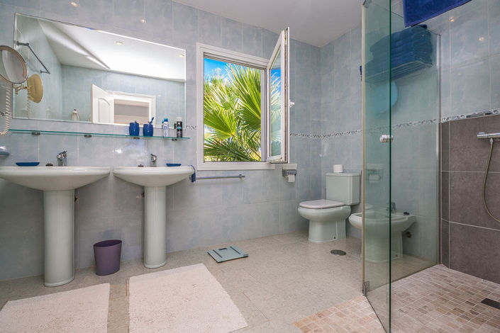 Image No.14-4 Bed Villa for sale