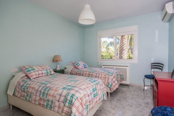 Image No.6-4 Bed Villa for sale