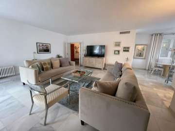 2-5bd7b9d04b45e33852eaf0ec6670150d