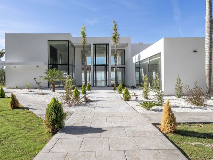 Image No.6-5 Bed Villa for sale