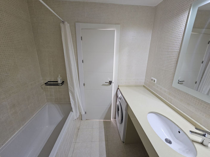 Image No.18-4 Bed Duplex for sale