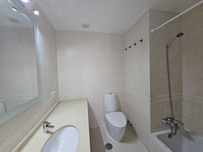 Image No.19-4 Bed Duplex for sale