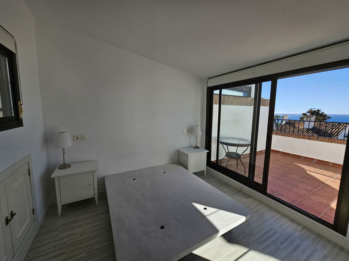 Image No.26-4 Bed Duplex for sale