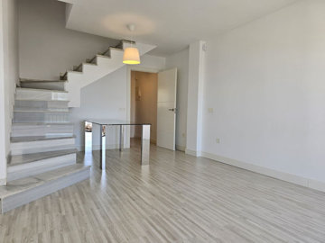 9-467d0cee5b725f3ef65f102a0c2e69c0