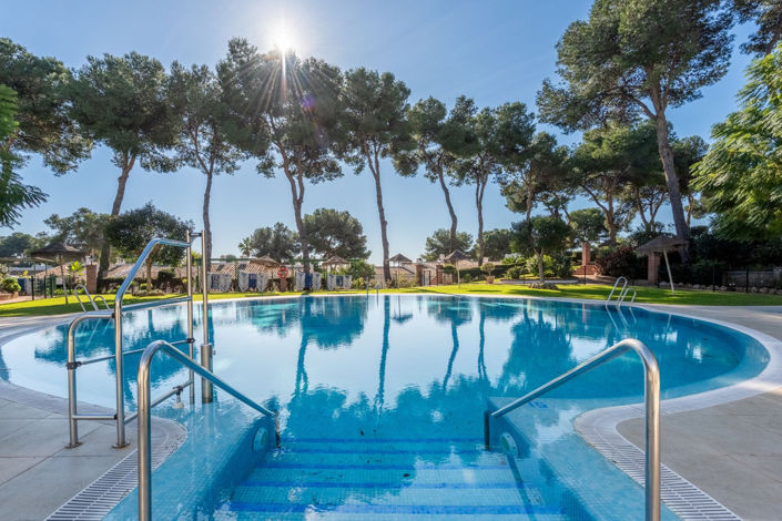 Image No.20-2 Bed Apartment for sale