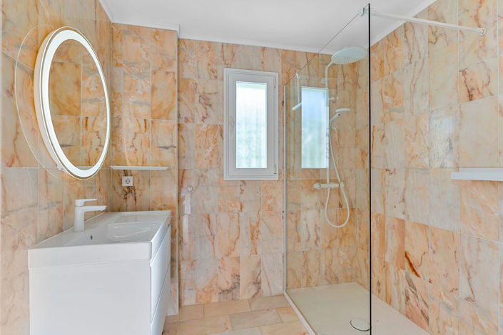 Image No.12-3 Bed Villa for sale