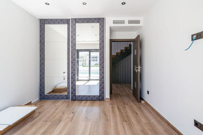 11-20939a0134ad724a8cb2a801094d15a4