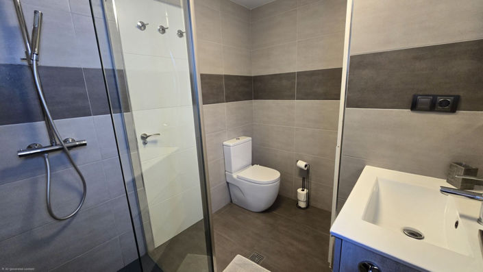 Image No.19-2 Bed Apartment for sale