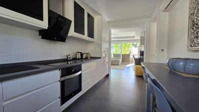 7-aa4cc561180b369757c0bb4af9886cd3