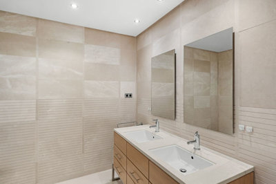 12-53013098fcab6c38b1379cd33298e050