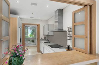 7-aa4cc561180b369757c0bb4af9886cd3