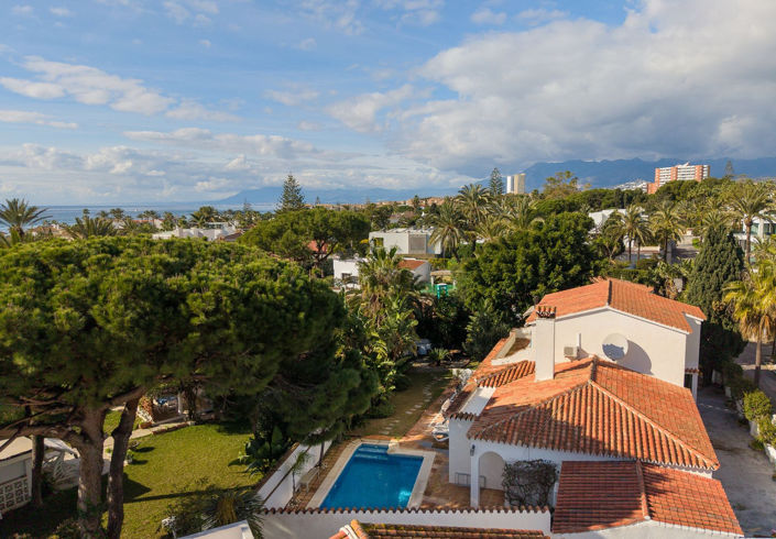 Image No.2-5 Bed Villa for sale