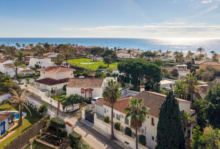 Image No.49-5 Bed Villa for sale