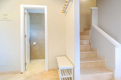 8-e64a9055bba3e77ac8aca3b893cdf826