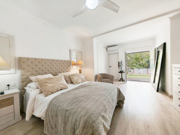 12-53013098fcab6c38b1379cd33298e050