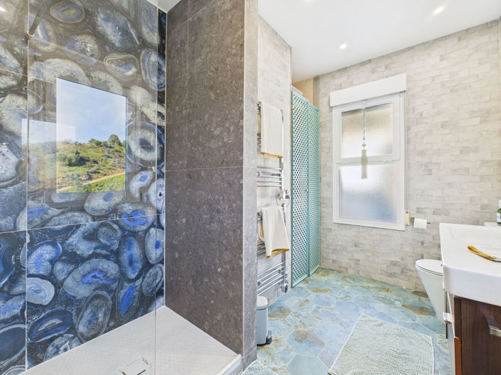 Image No.16-Villa de 4 chambres à vendre à Estepona