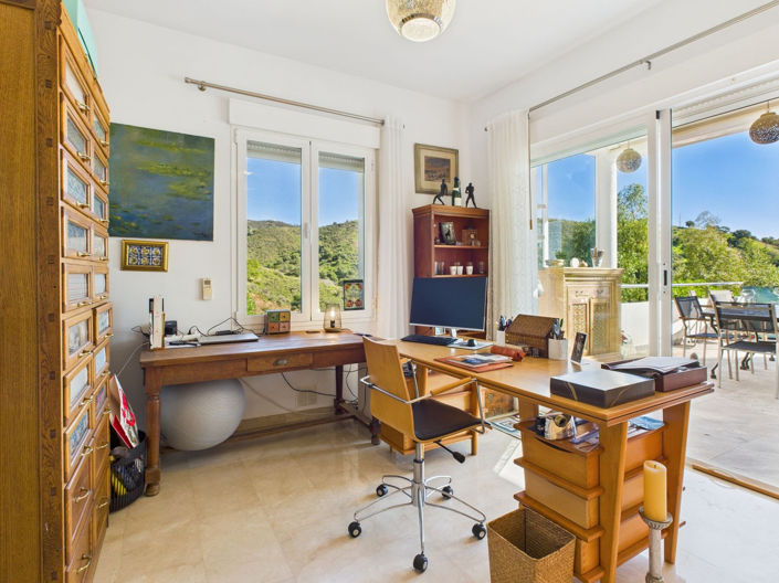 Image No.9-Villa de 4 chambres à vendre à Estepona