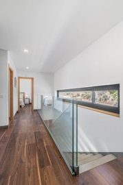 10-bb915d1cb19341576dcdc994b81ab9c5