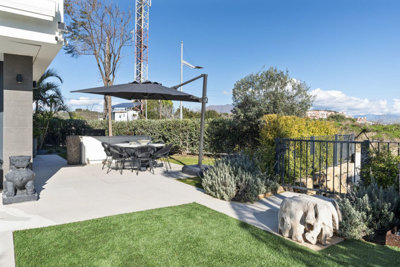 7-aa4cc561180b369757c0bb4af9886cd3