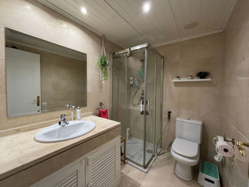 7-aa4cc561180b369757c0bb4af9886cd3