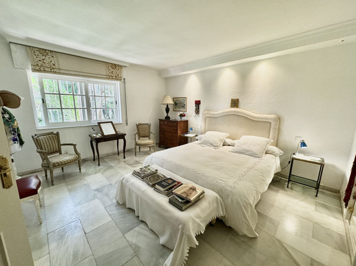 Image No.6-6 Bed Villa for sale