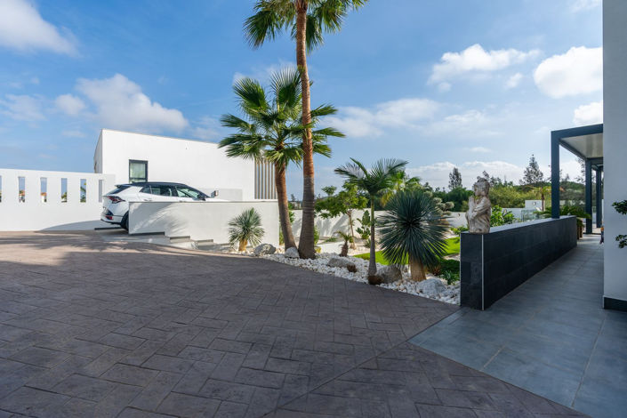 Image No.42-3 Bed Villa for sale