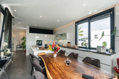 6-241328e1bcc9c0d8ce1222beb6c967a8