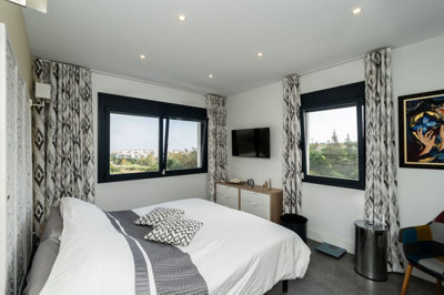 7-aa4cc561180b369757c0bb4af9886cd3